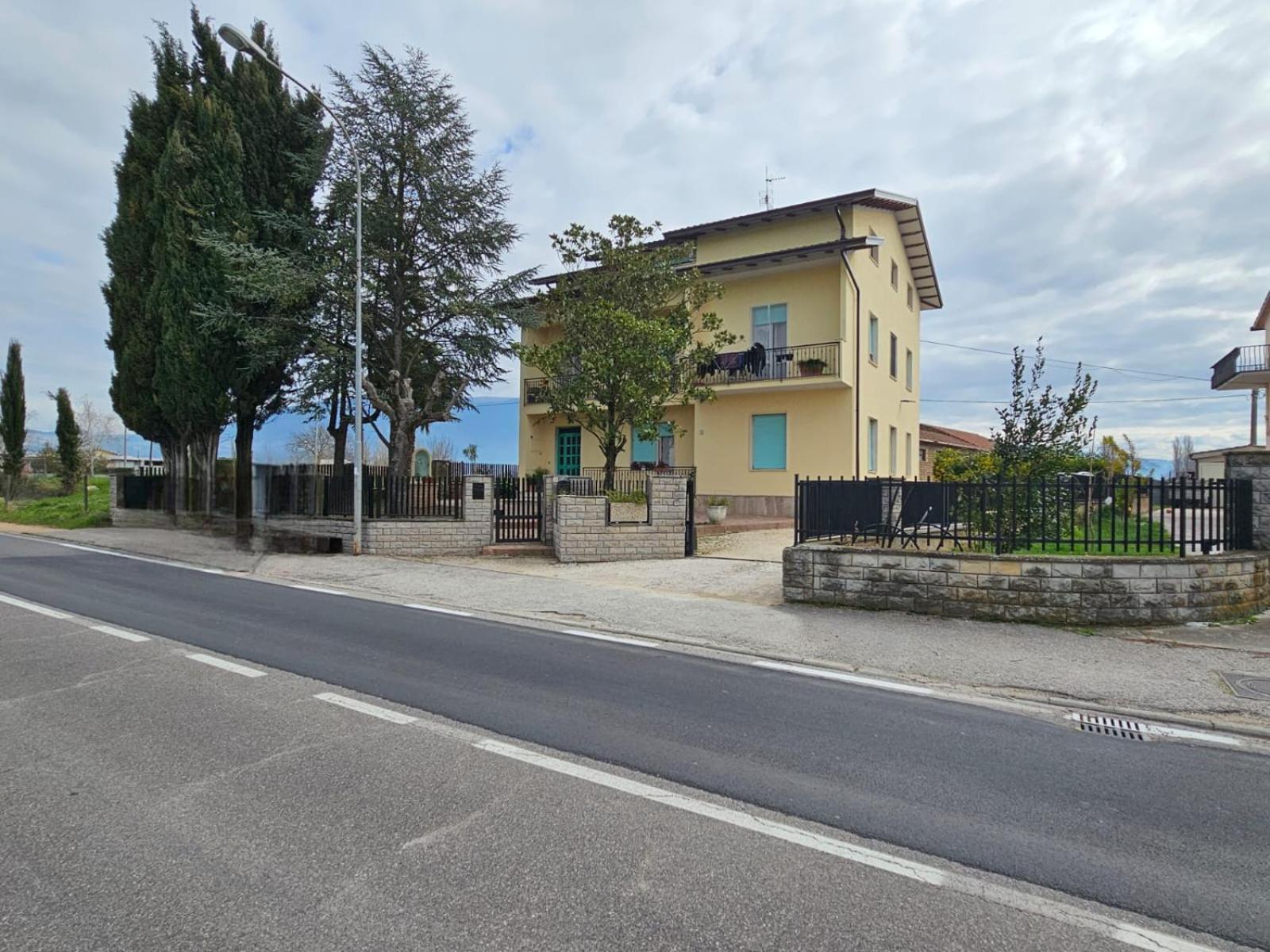 Hotel Assisivm Antica Dimora Ad Exterior photo