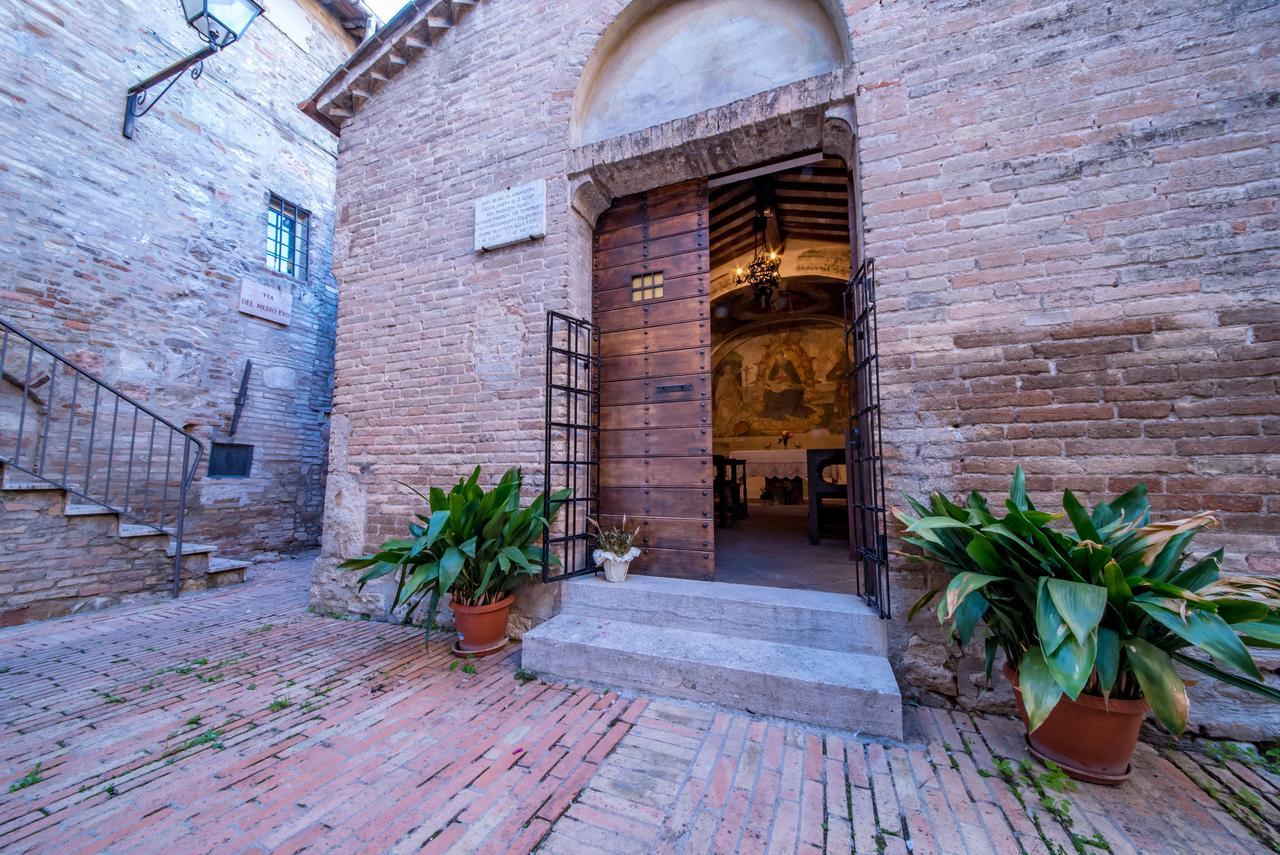 Hotel Assisivm Antica Dimora Ad Exterior photo